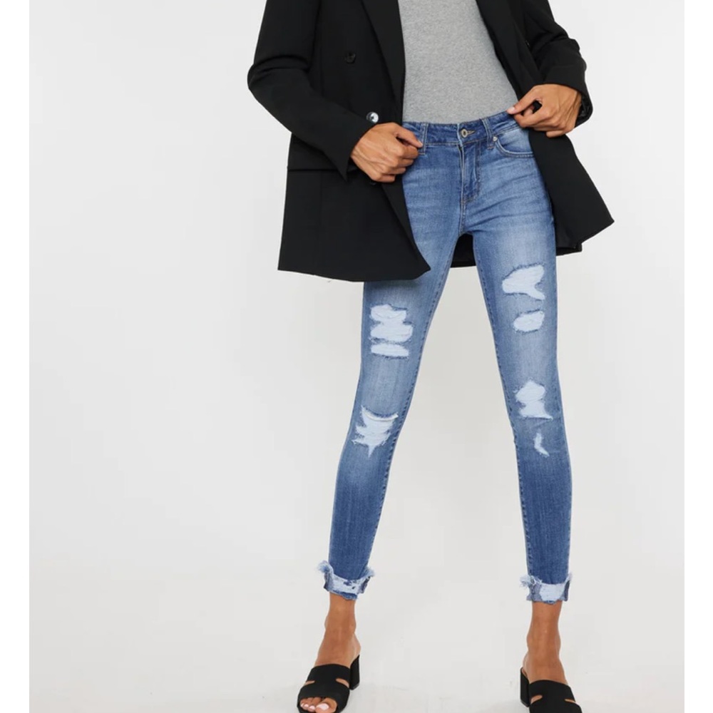 KanCan Florence mid rise super skinny jeans size 25